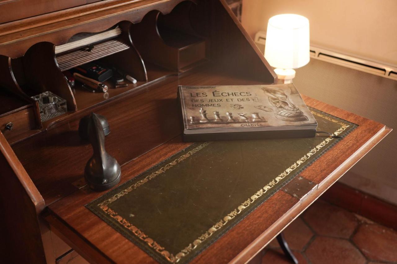 Aigrefeuille-dʼAunis Maison De Charme, D'Artiste, Decoration Brocante מראה חיצוני תמונה